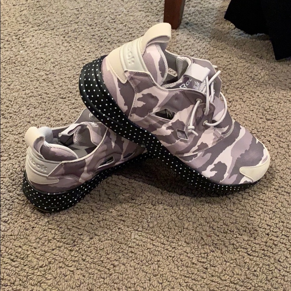Never Worn Men’s Reebok Shoes